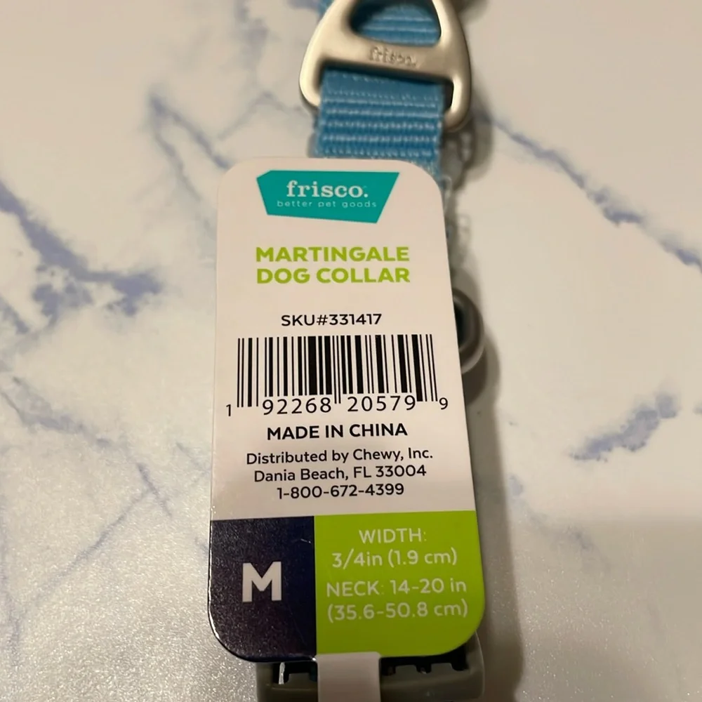 NWT’s medium martingale Frisco dog collar distributed Chewy, dark & light blue
